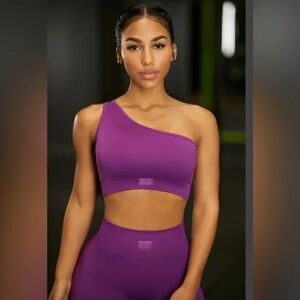 Bo + Tee Empower Seamless Asymmetric Bra / Top